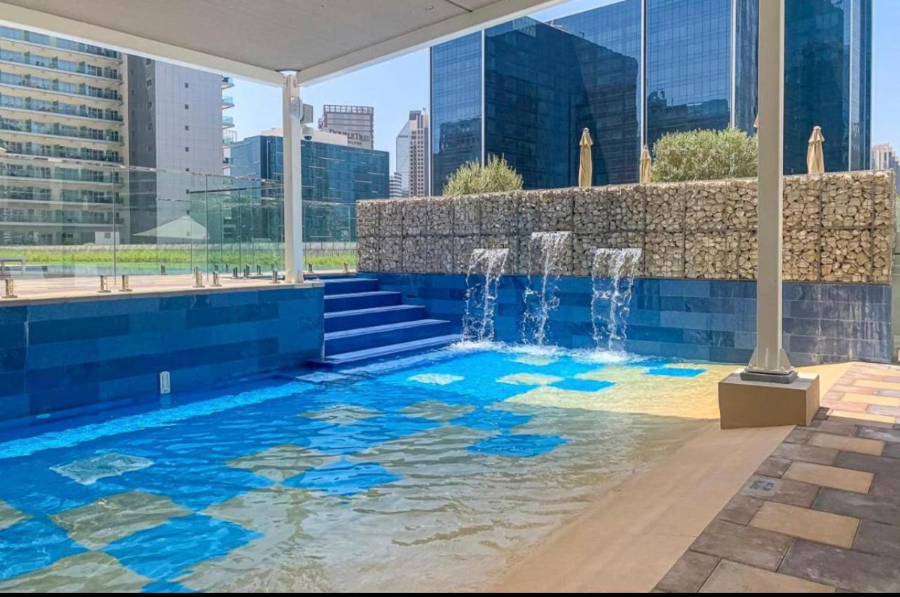 New Luxury Modern Canal View. Lejlighed Dubai Eksteriør billede